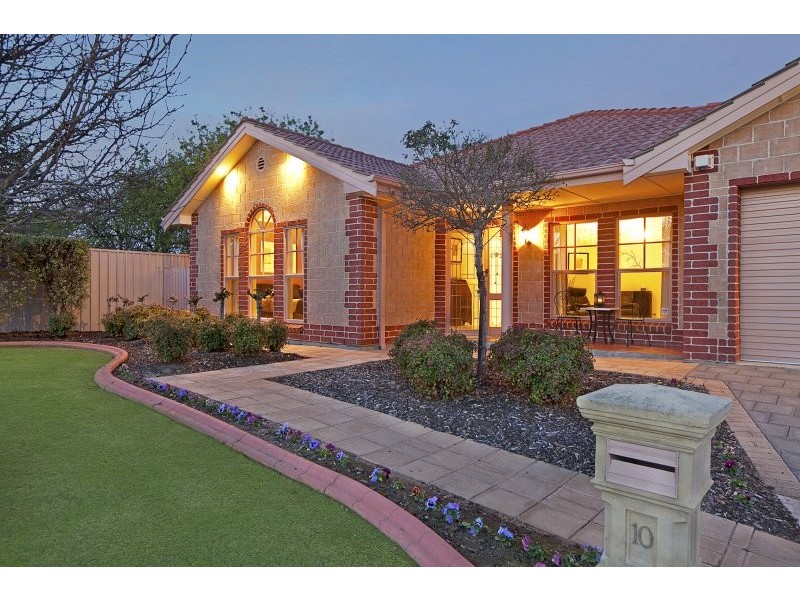 10 Hereford Lane, Woodcroft SA 5162