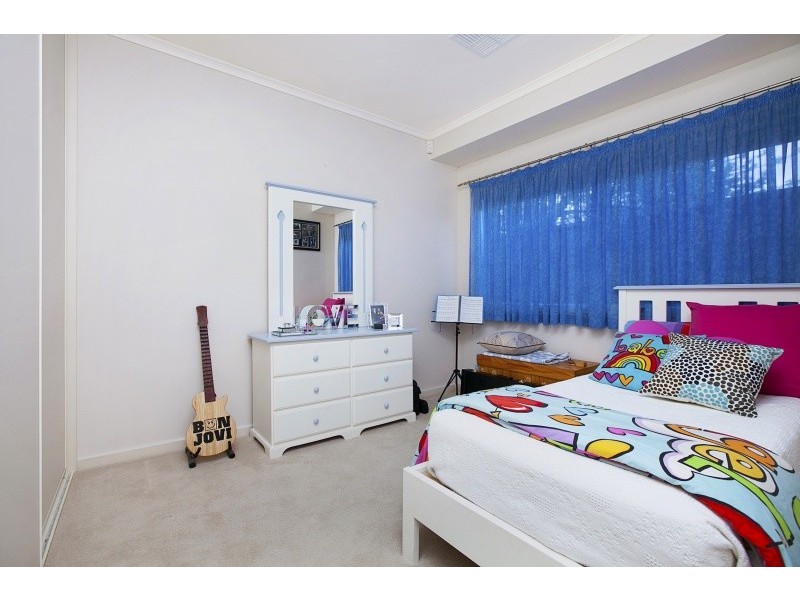 10 Hereford Lane, Woodcroft SA 5162