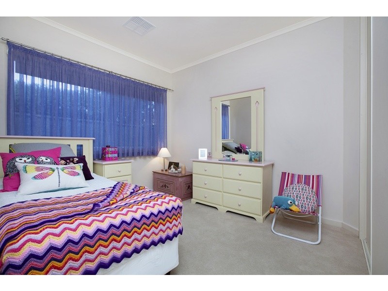 10 Hereford Lane, Woodcroft SA 5162