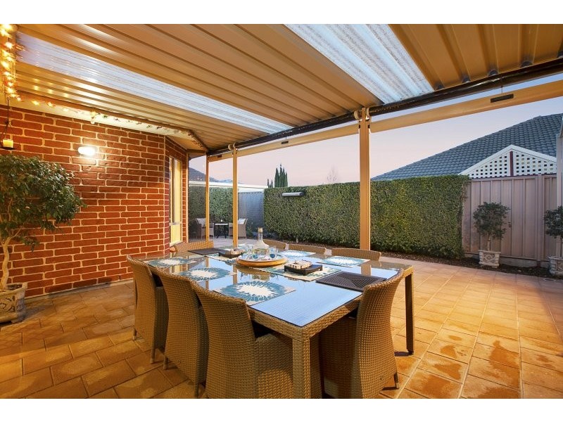 10 Hereford Lane, Woodcroft SA 5162