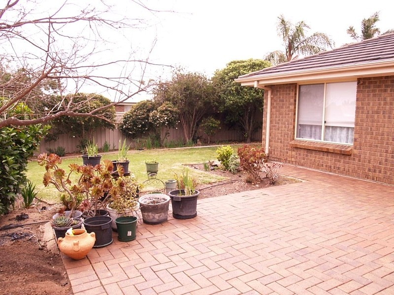 72 Investigator Drive, Woodcroft SA 5162