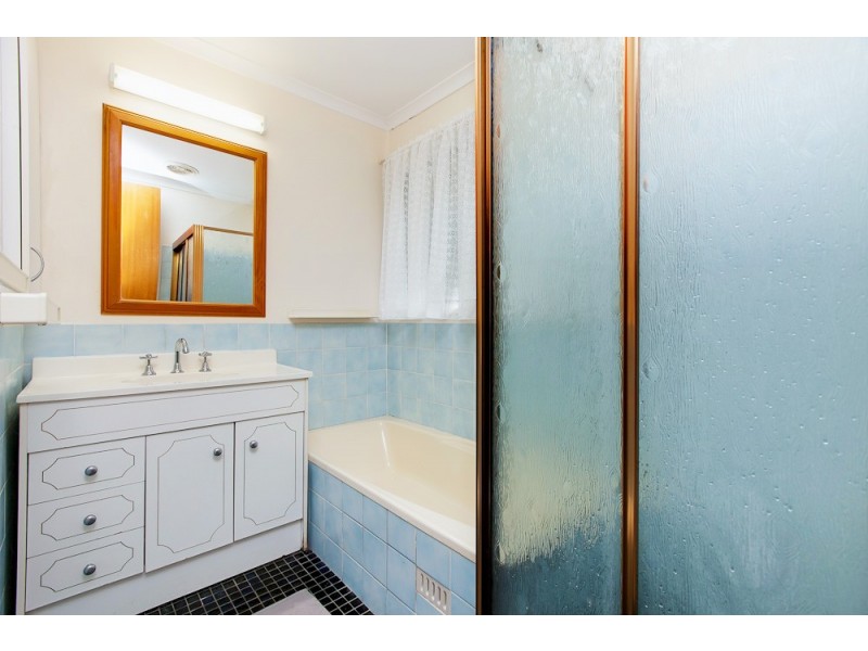 3 Alpine Road, Happy Valley SA 5159