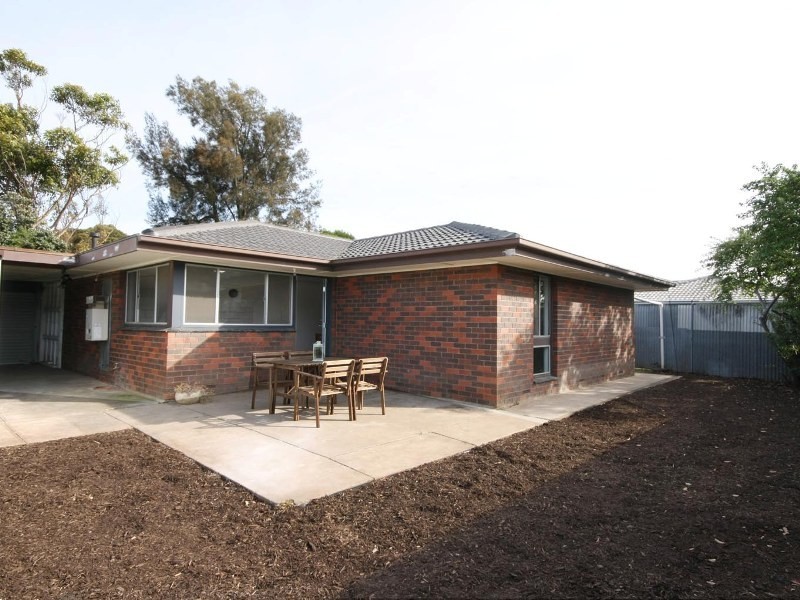 10 Louisa Street, Morphett Vale SA 5162