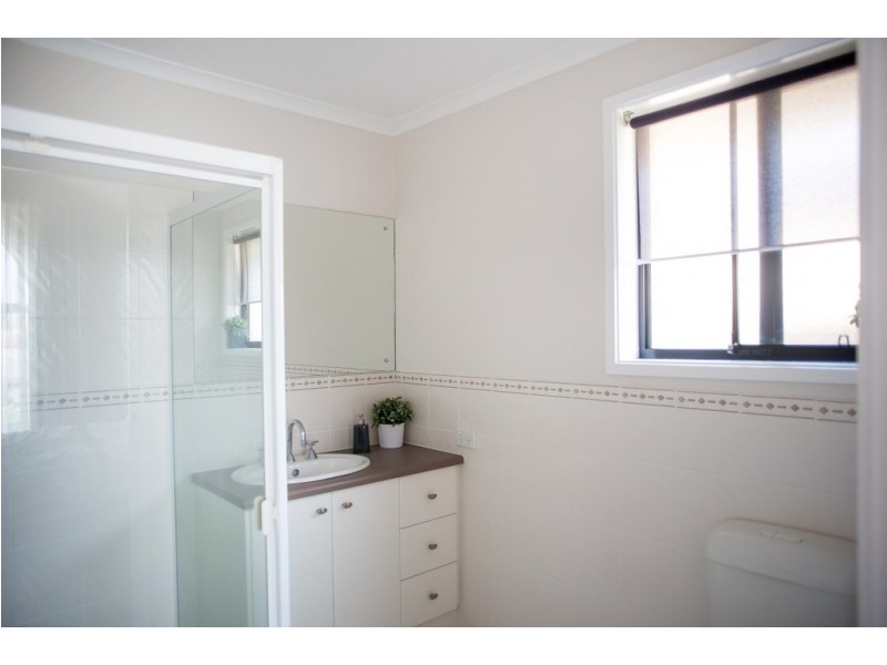 6 Mundulla Avenue, Woodcroft SA 5162