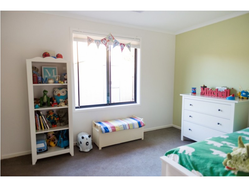 6 Mundulla Avenue, Woodcroft SA 5162