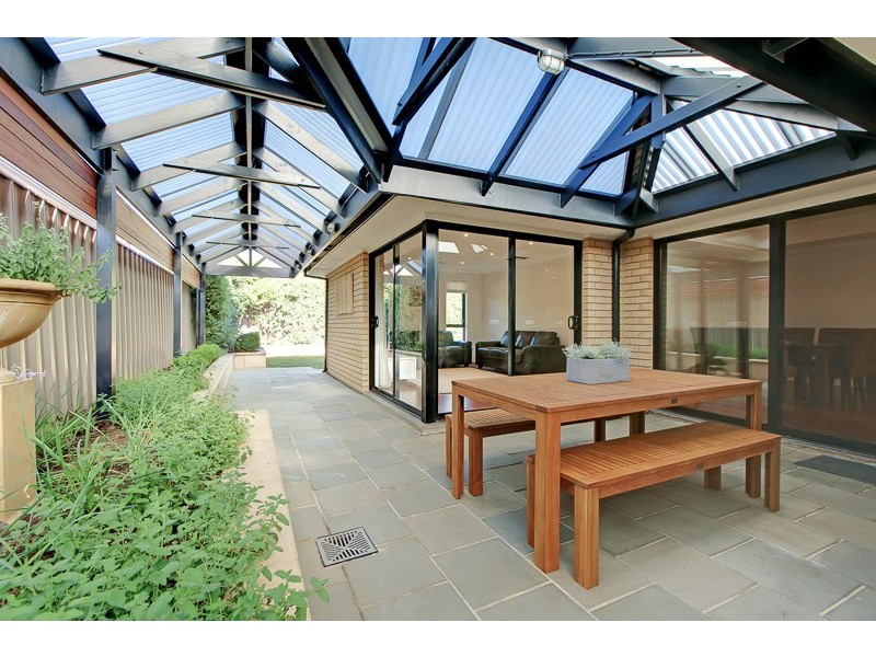 6 Mundulla Avenue, Woodcroft SA 5162