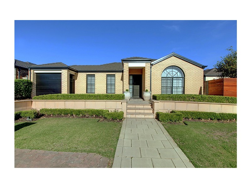 6 Mundulla Avenue, Woodcroft SA 5162