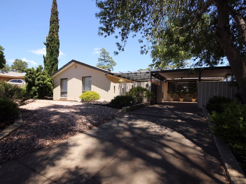 29 Garnet Crescent, Flagstaff Hill SA 5159