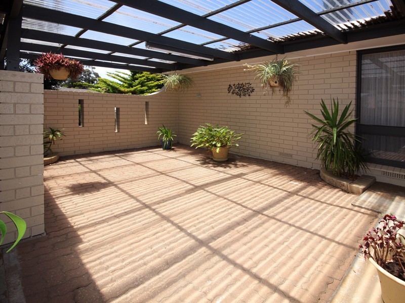 29 Garnet Crescent, Flagstaff Hill SA 5159