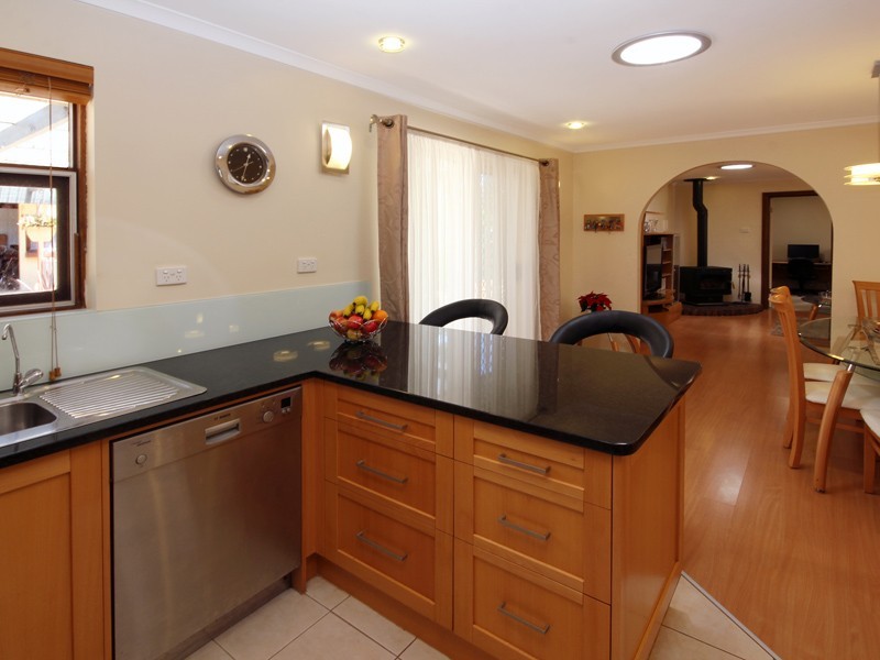 29 Garnet Crescent, Flagstaff Hill SA 5159