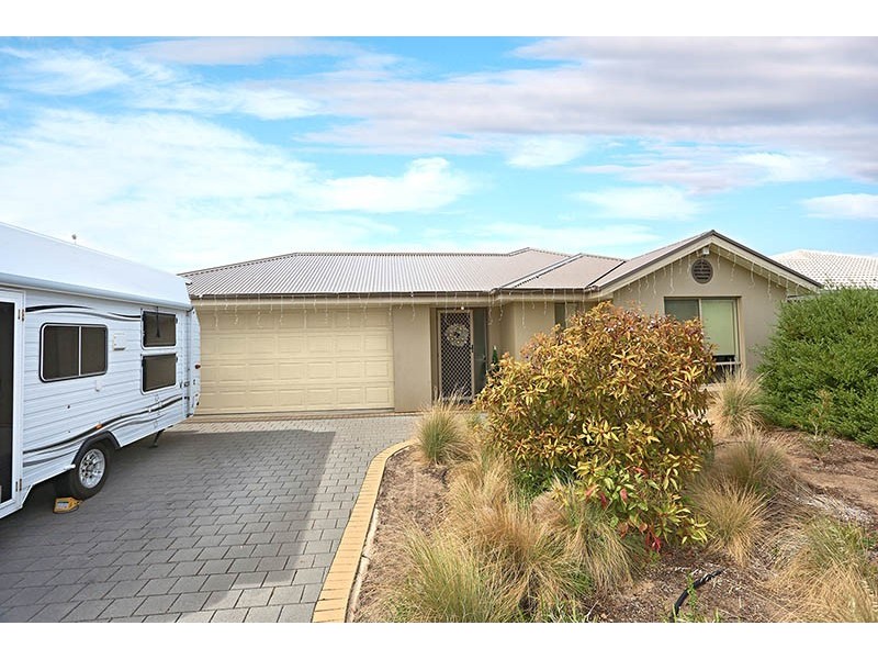 9 Banksia Avenue, Aldinga Beach SA 5173
