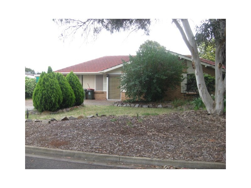 17 Freeman Avenue, Morphett Vale SA 5162
