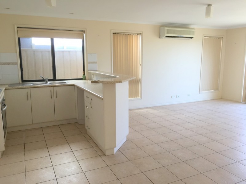 28 Chamberlain Drive, Christie Downs SA 5164