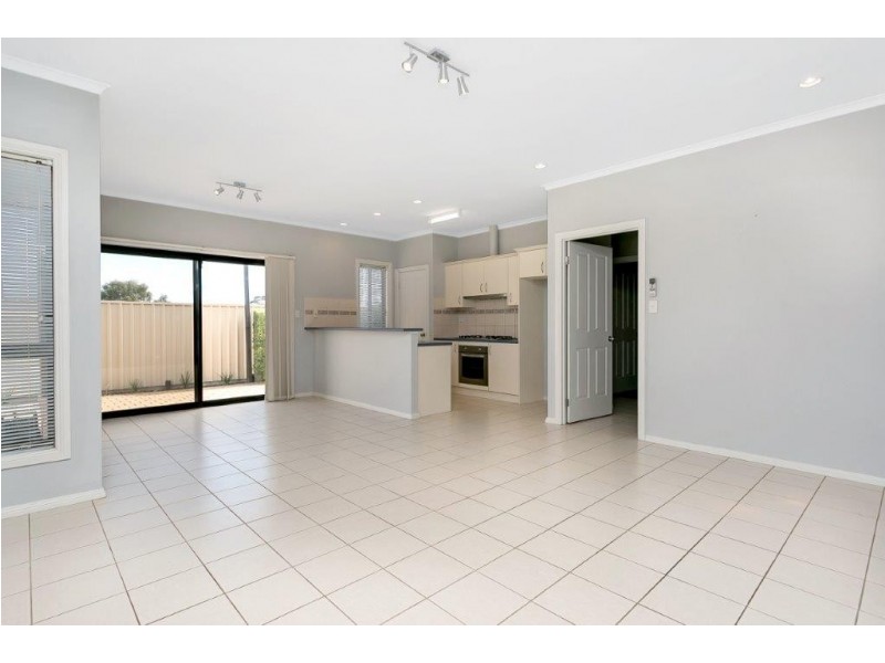 7/11-15 Venning Street, Morphett Vale SA 5162