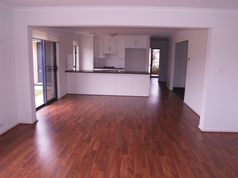 9 Sand Street, Seaford Meadows SA 5169