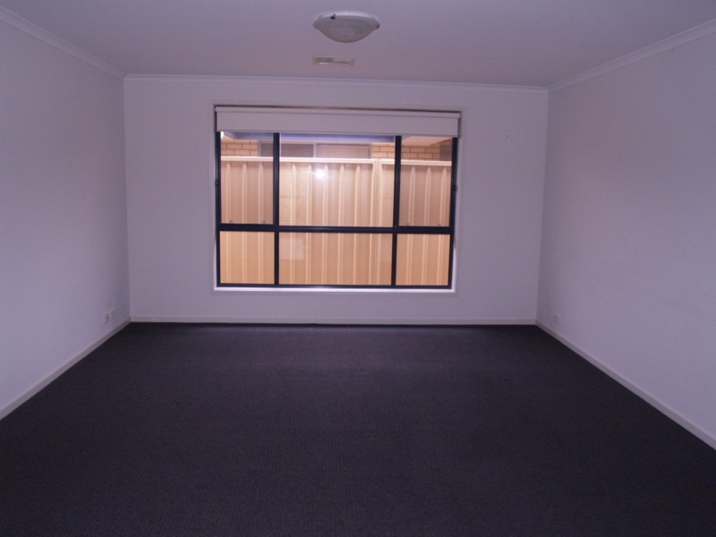 9 Sand Street, Seaford Meadows SA 5169