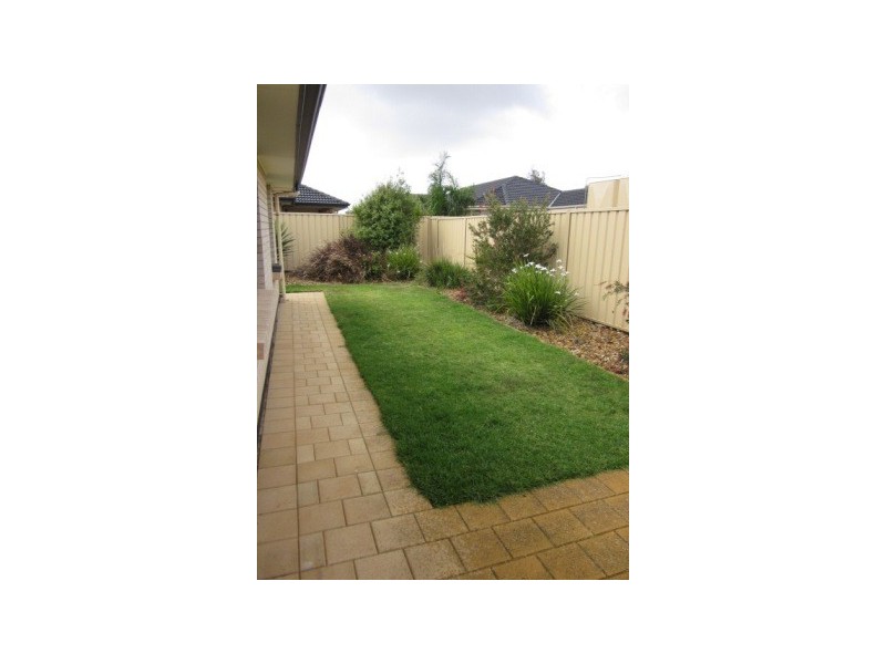 9 Sand Street, Seaford Meadows SA 5169