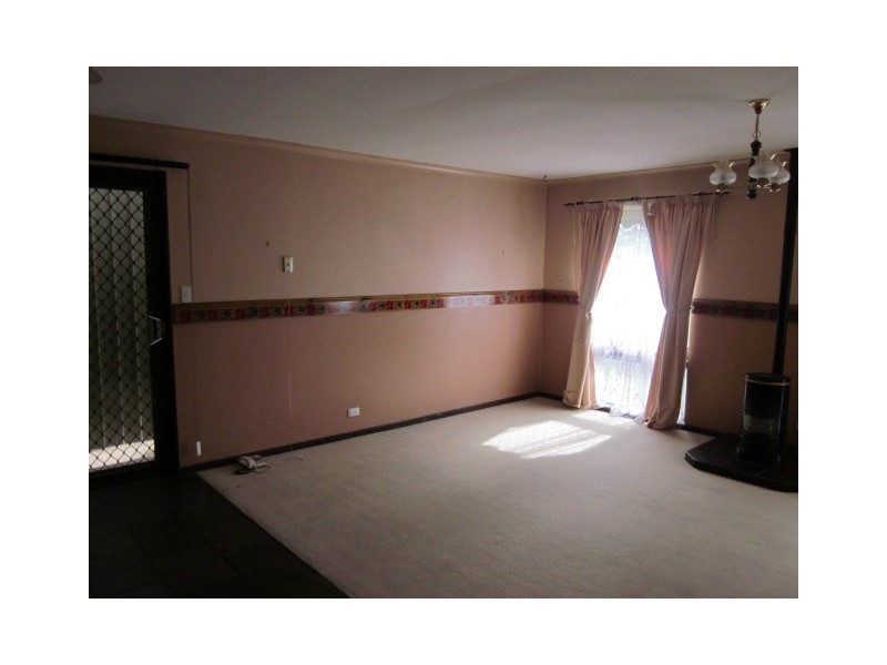 24 Beresford Avenue, Christie Downs SA 5164