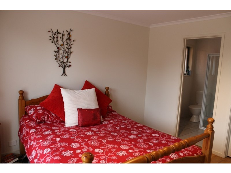 11 Tongalla Street, Seaford SA 5169