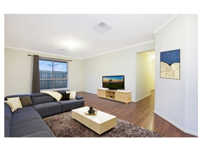 17 Yeltana Avenue, Huntfield Heights SA 5163