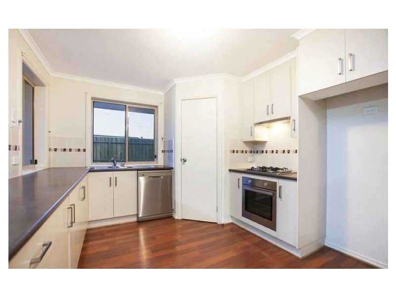 17 Yeltana Avenue, Huntfield Heights SA 5163