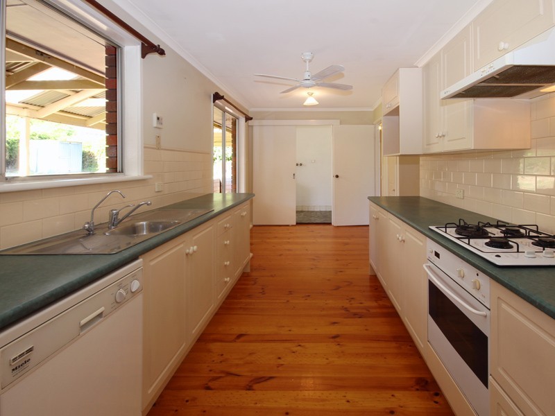 6 Lalina Street, Happy Valley SA 5159