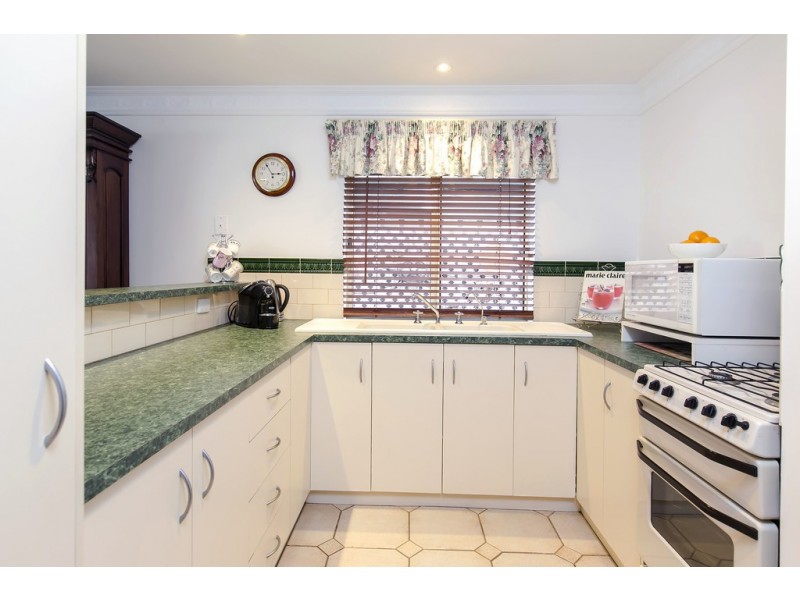 9 Zabica Avenue, Woodcroft SA 5162