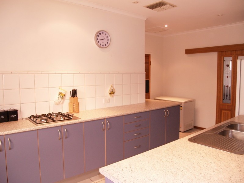 3 Patricia Grove, Hackham SA 5163