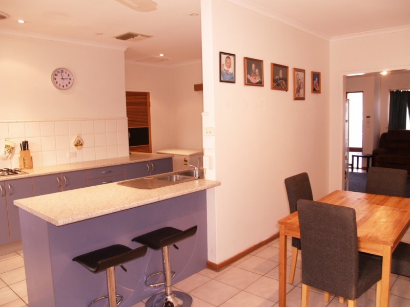 3 Patricia Grove, Hackham SA 5163