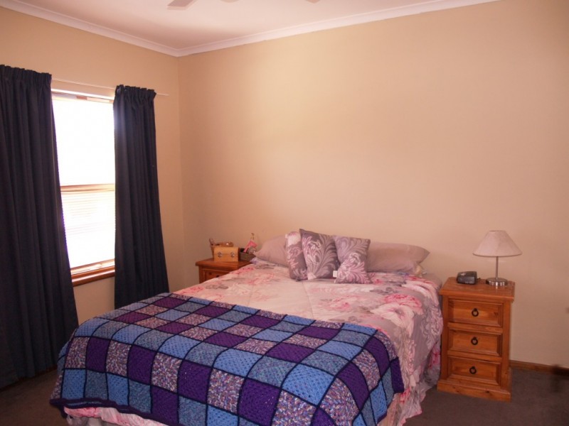 3 Patricia Grove, Hackham SA 5163