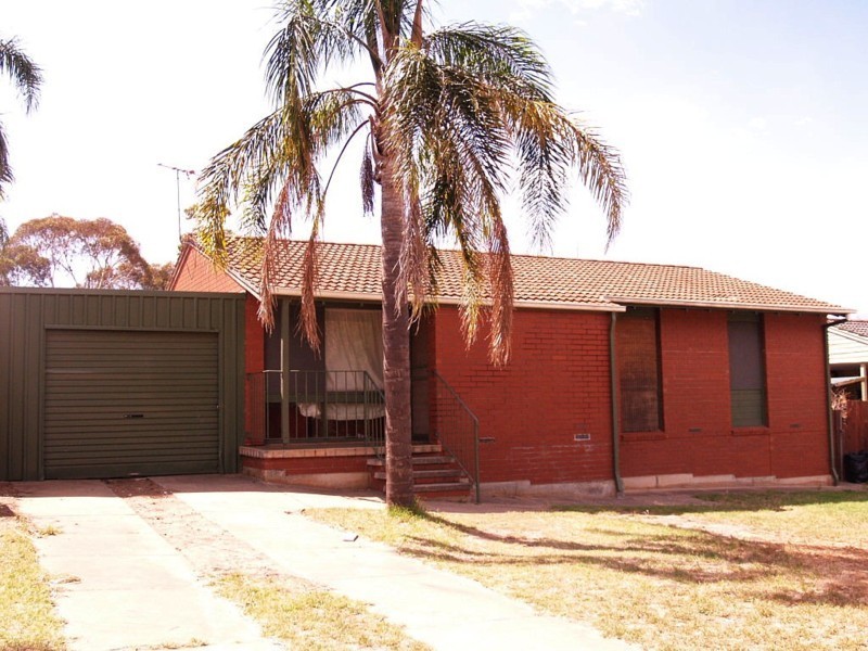 9 Aland Court, Hackham West SA 5163