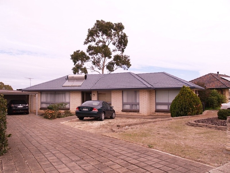 18 Blaby Road, Morphett Vale SA 5162