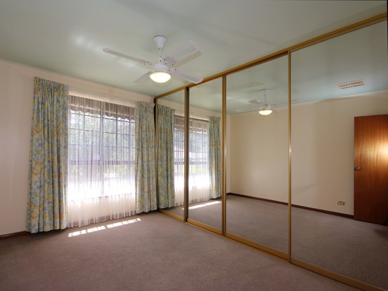 38 Horndale Drive, Happy Valley SA 5159