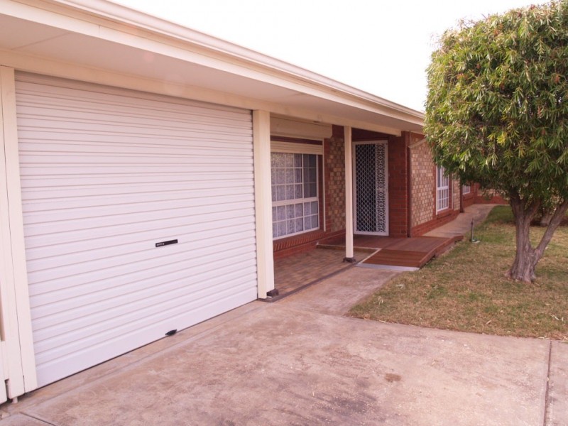 4/3 Paramount Avenue, Hackham SA 5163