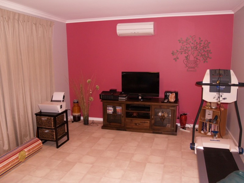 4/3 Paramount Avenue, Hackham SA 5163