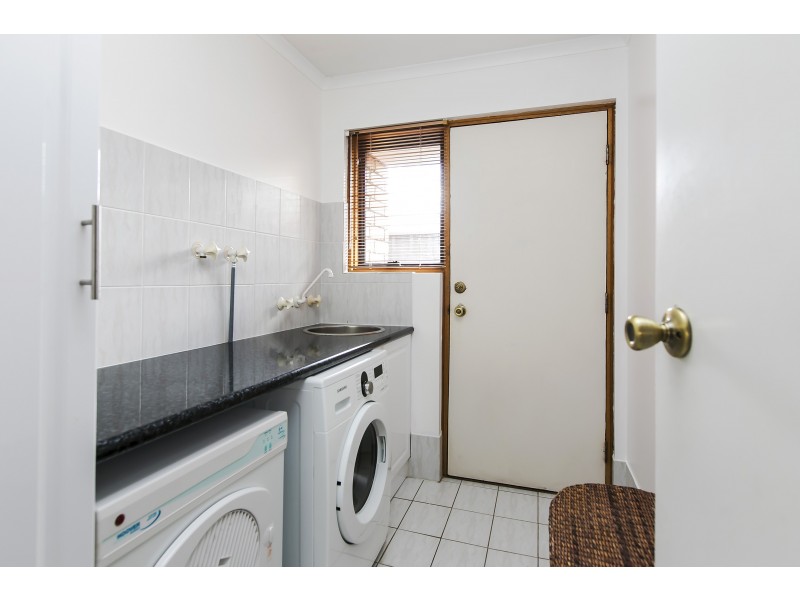 284 Pimpala Road, Woodcroft SA 5162