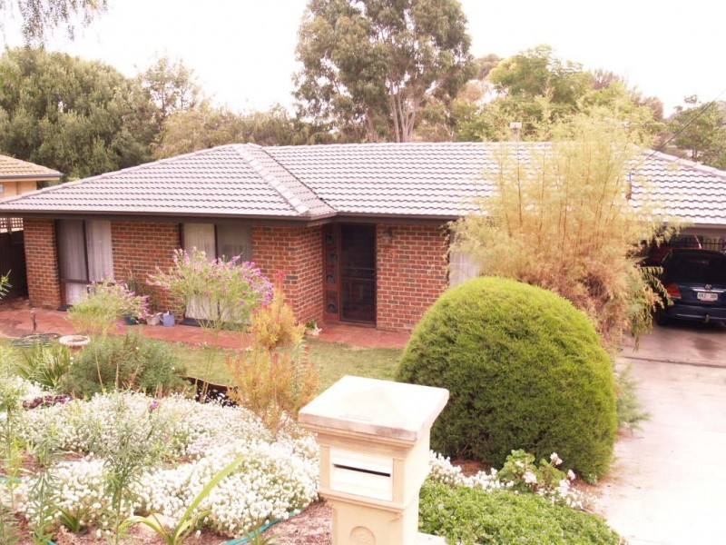5 Alexander Crescent, Hackham SA 5163