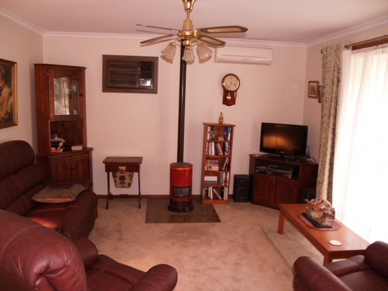 5 Alexander Crescent, Hackham SA 5163