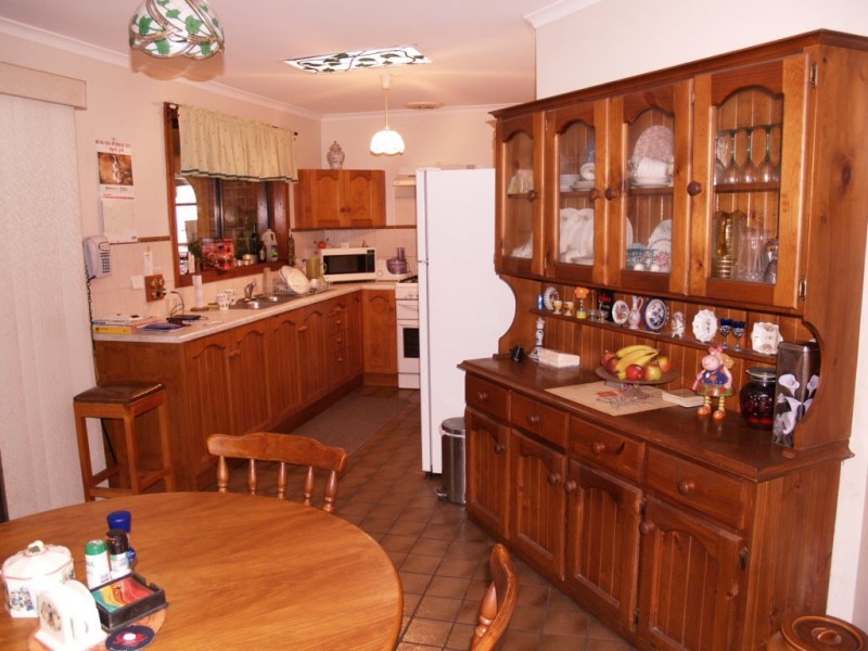 5 Alexander Crescent, Hackham SA 5163