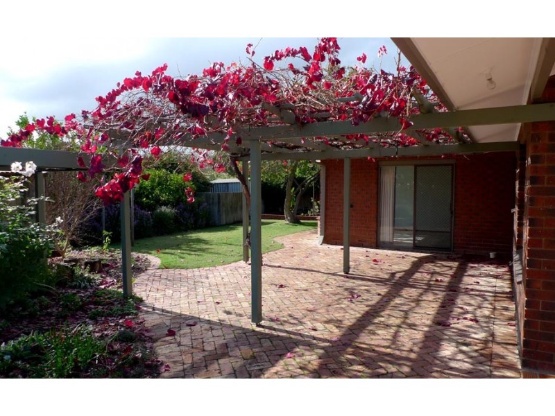 11 Lalina Street, Happy Valley SA 5159