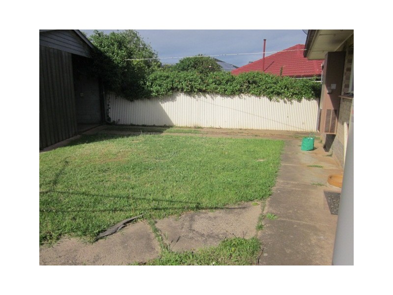 2 Randell Road, Morphett Vale SA 5162