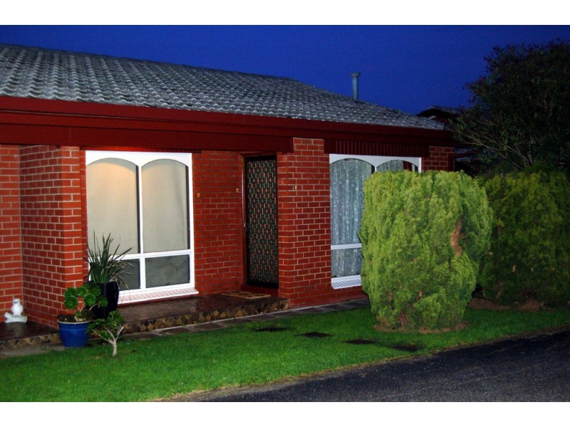 4/60 Booth Avenue, Morphett Vale SA 5162