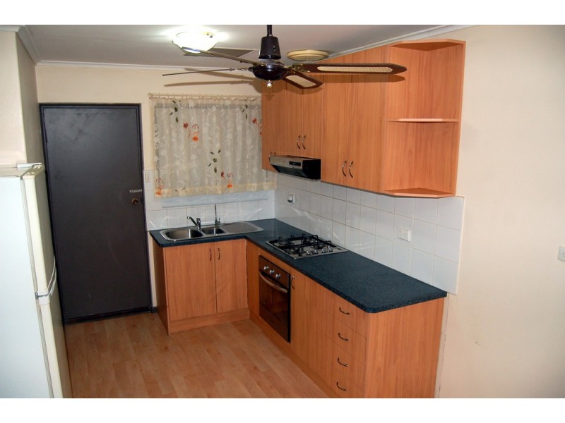 4/60 Booth Avenue, Morphett Vale SA 5162