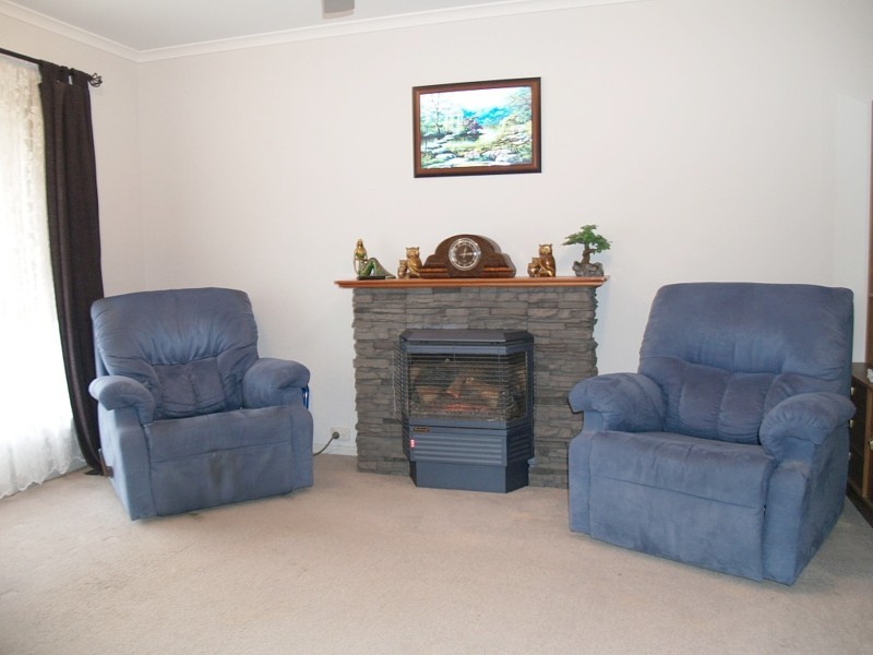 1 Mercedes Court (100 Penneys Hill Rd), Hackham SA 5163