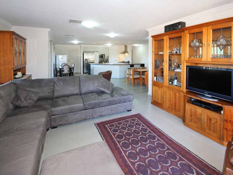 51 Nickel Drive, Aberfoyle Park SA 5159