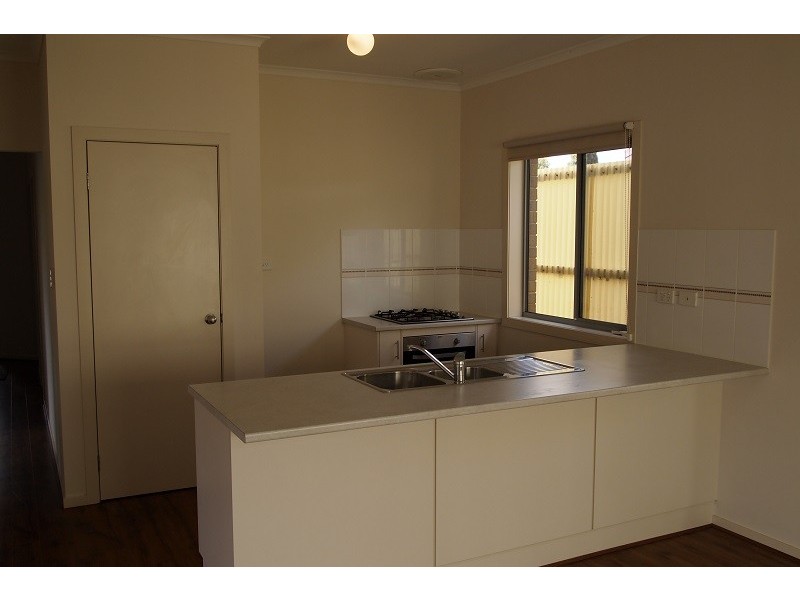 21 Kenneth Road, Morphett Vale SA 5162