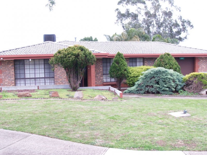 9 Manooka Road, Morphett Vale SA 5162