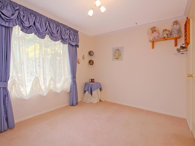 4 Jordan Court, Aberfoyle Park SA 5159