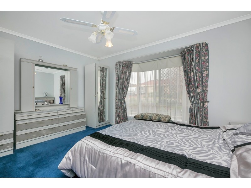19 Dorrien Avenue, Woodcroft SA 5162