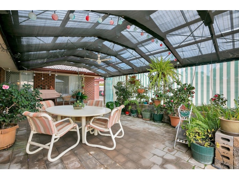 19 Dorrien Avenue, Woodcroft SA 5162
